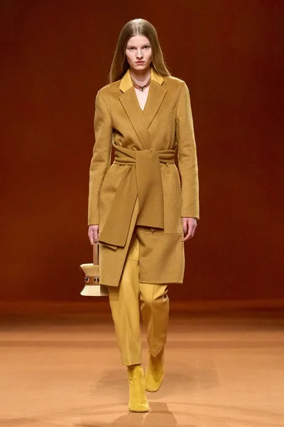 Look 31